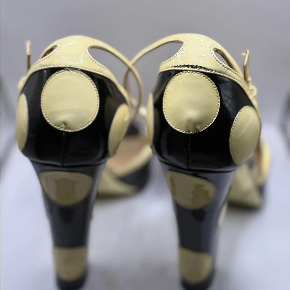 Valentino Black and Cream Strappy Heels - Picture 4 of 14